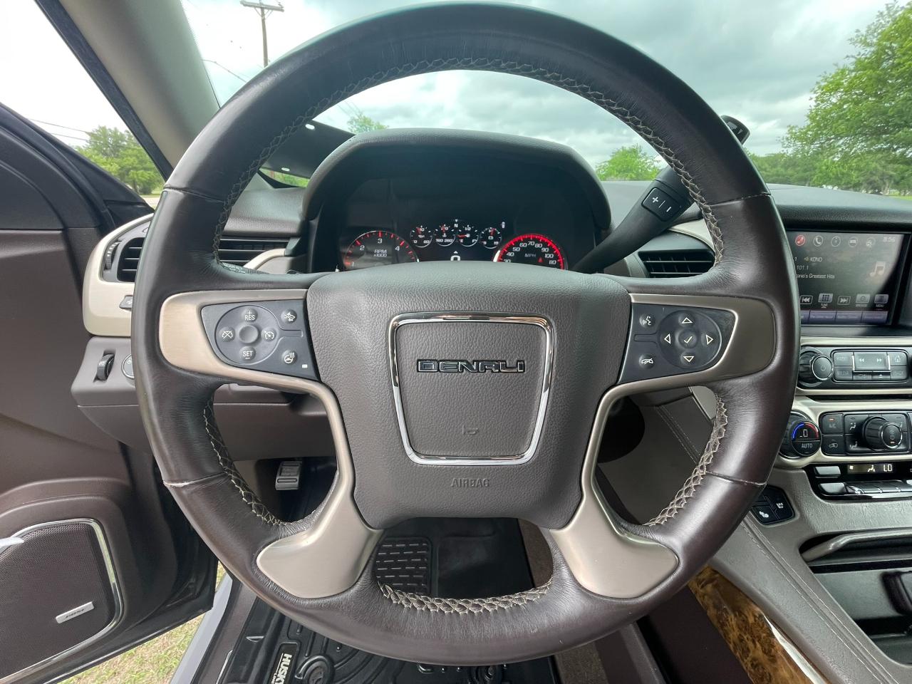 GMC Yukon XL Denali 2WD 2016
