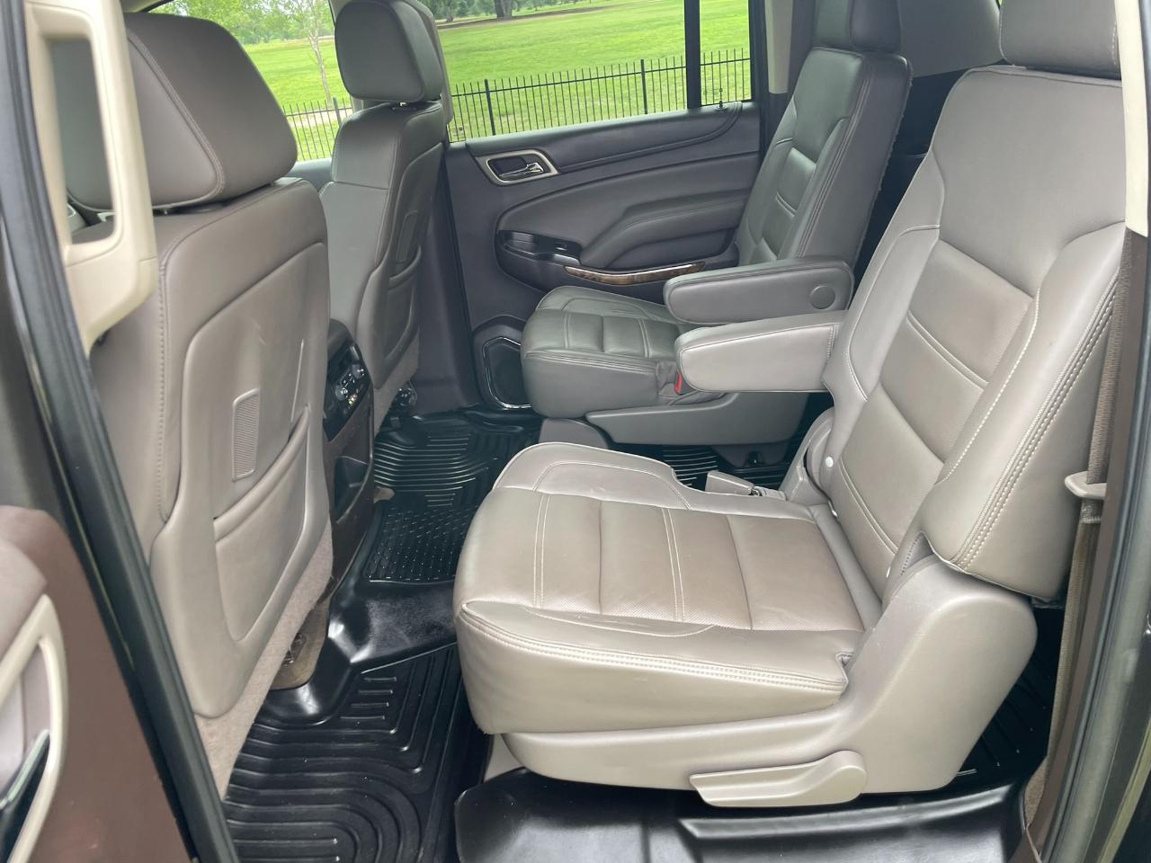 GMC Yukon XL Denali 2WD 2016