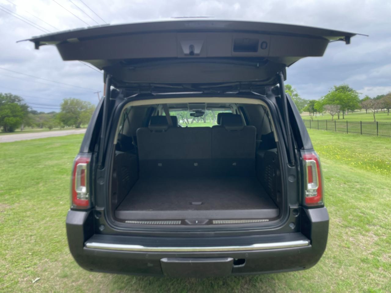 GMC Yukon XL Denali 2WD 2016