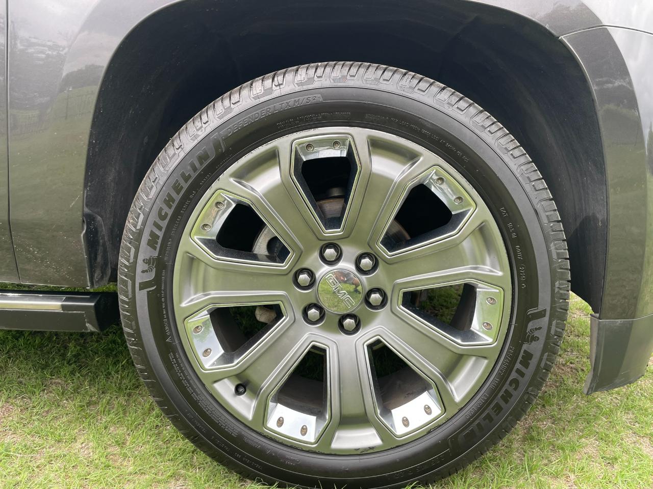 GMC Yukon XL Denali 2WD 2016