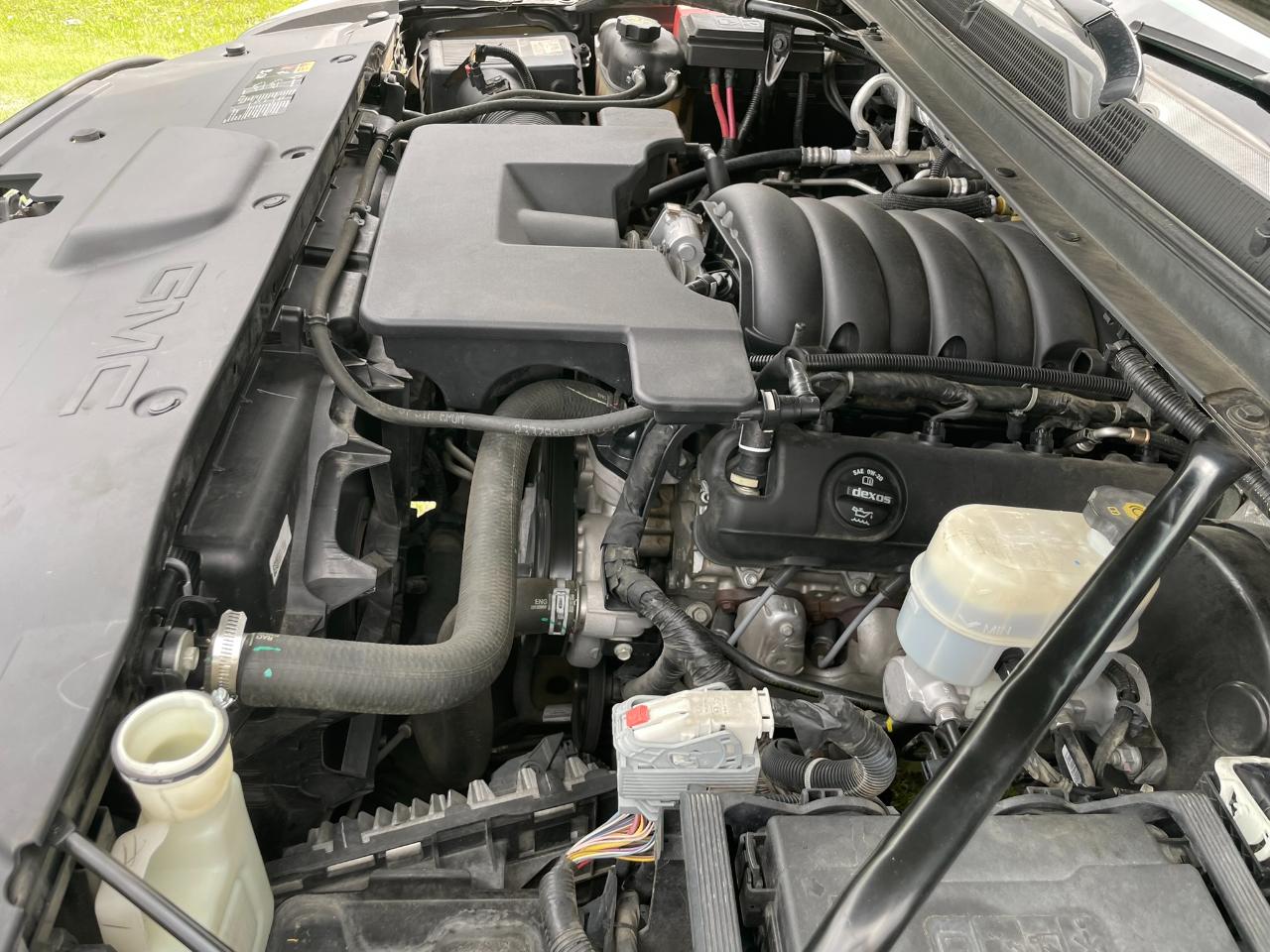 GMC Yukon XL Denali 2WD 2016