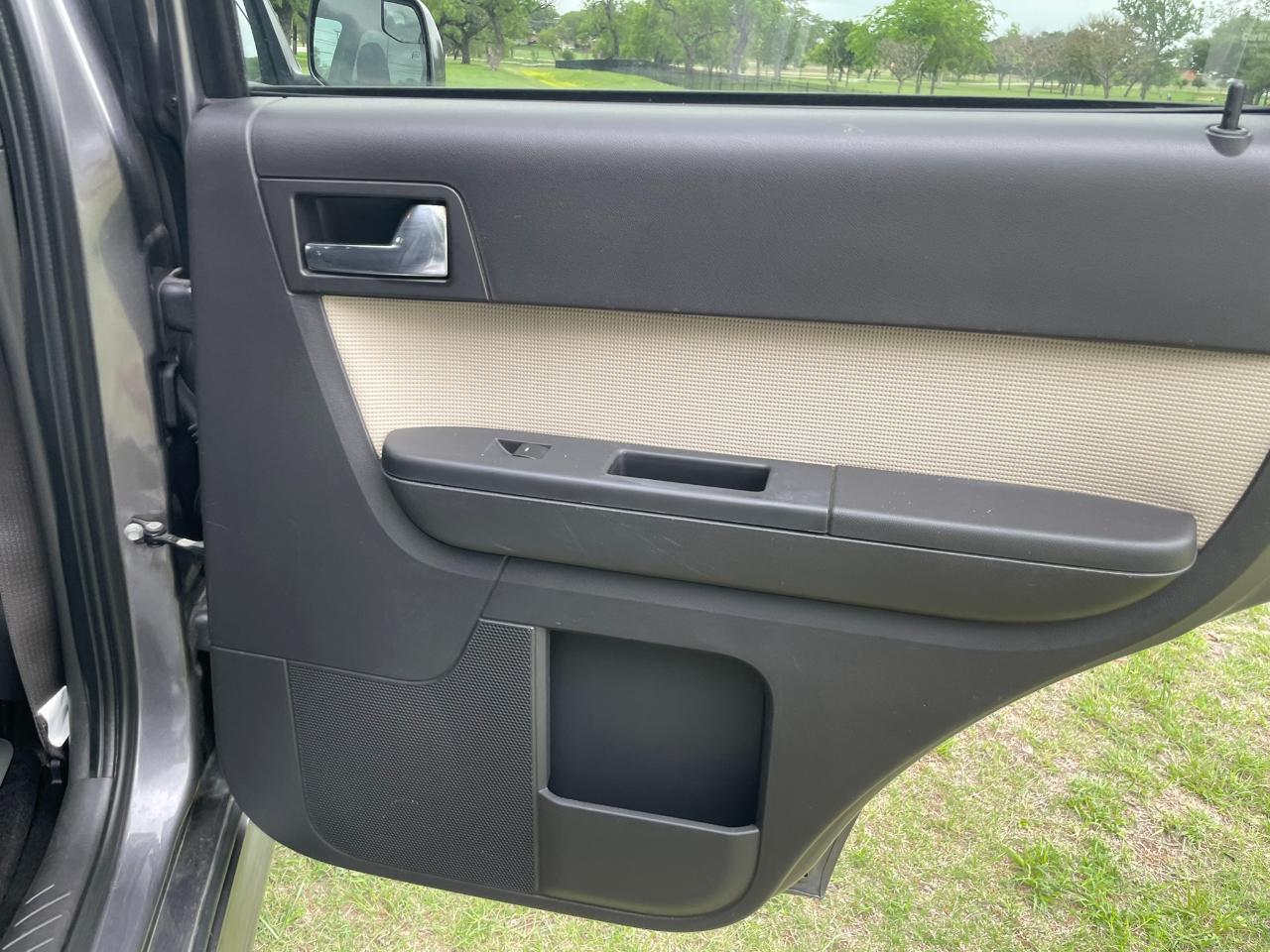 Mercury Mariner Premier V6 4WD 2010