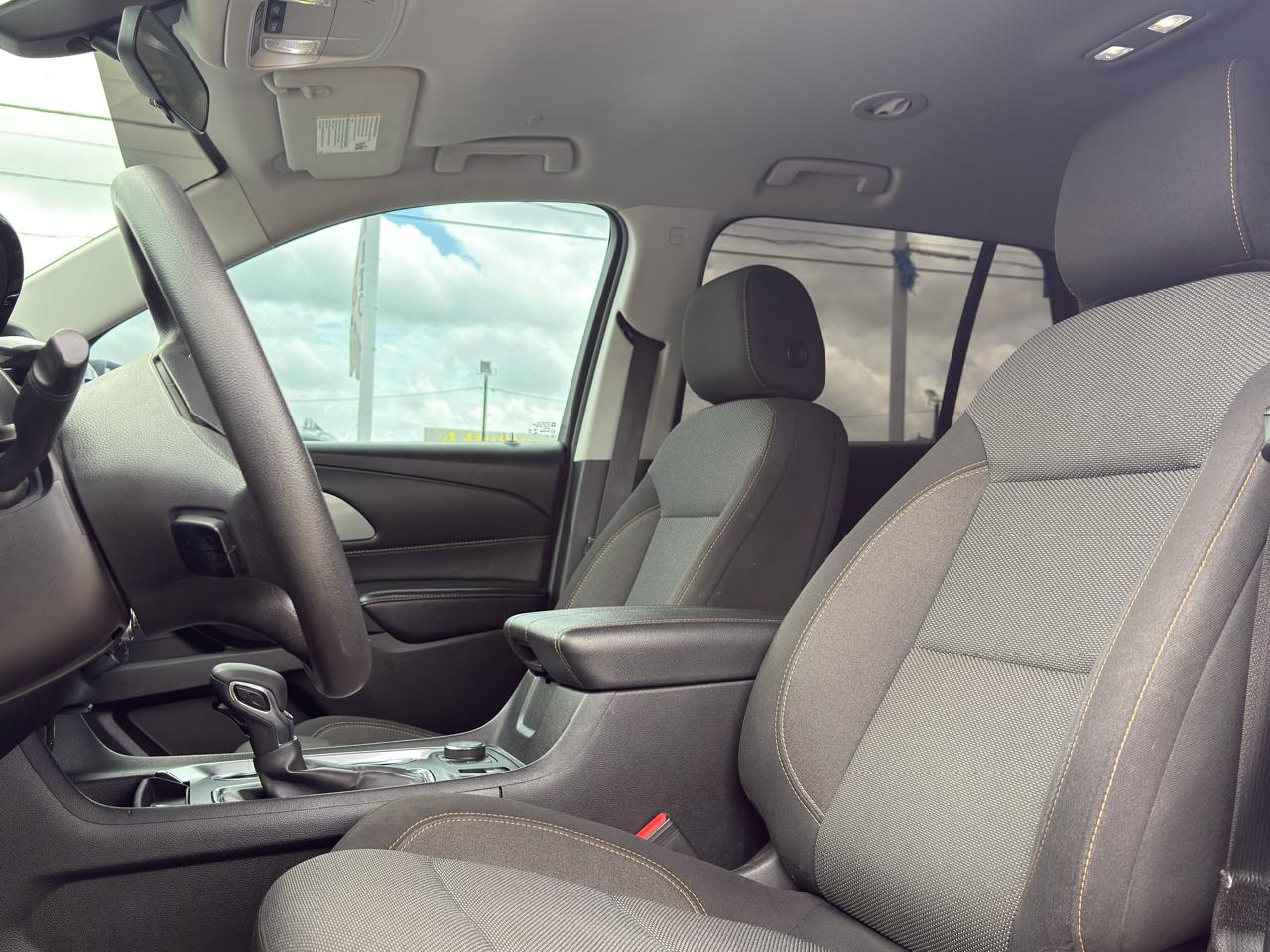 Chevrolet Traverse LS FWD 2021