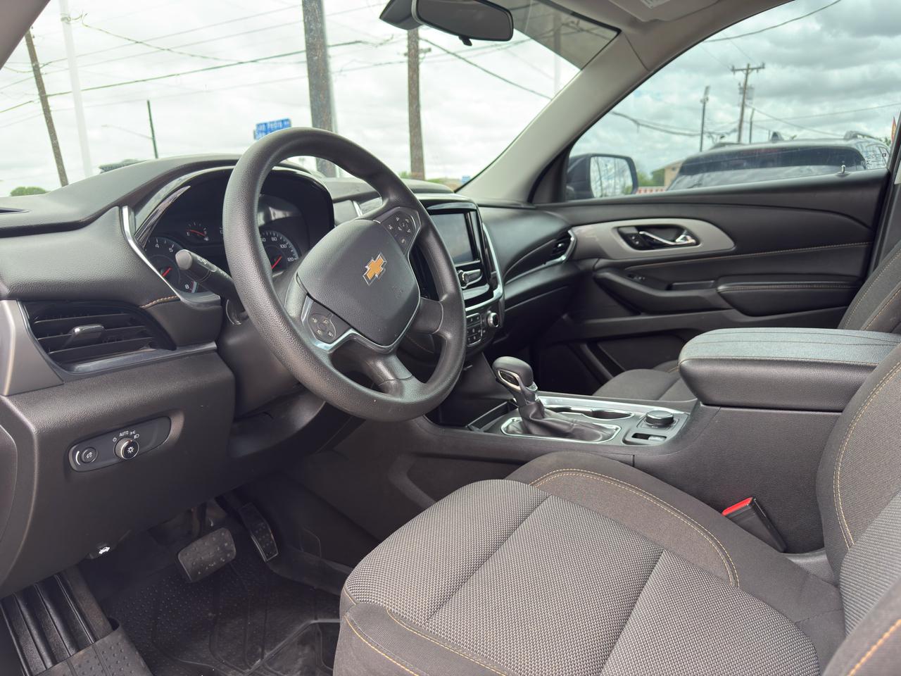 Chevrolet Traverse LS FWD 2021