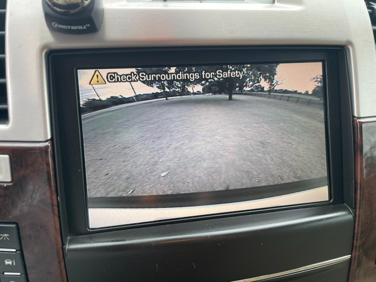 Cadillac Escalade AWD Premium 2011