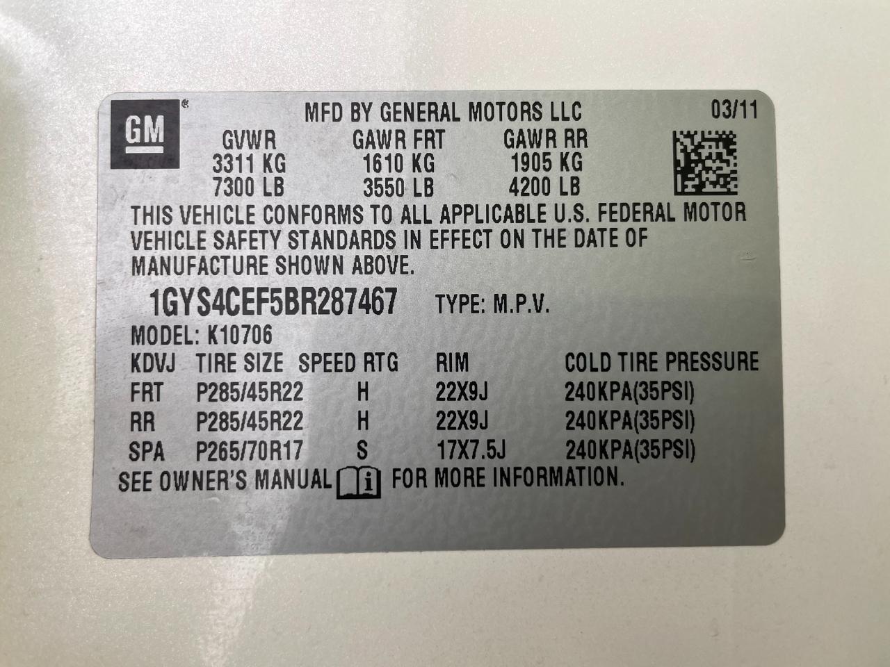 Cadillac Escalade AWD Premium 2011