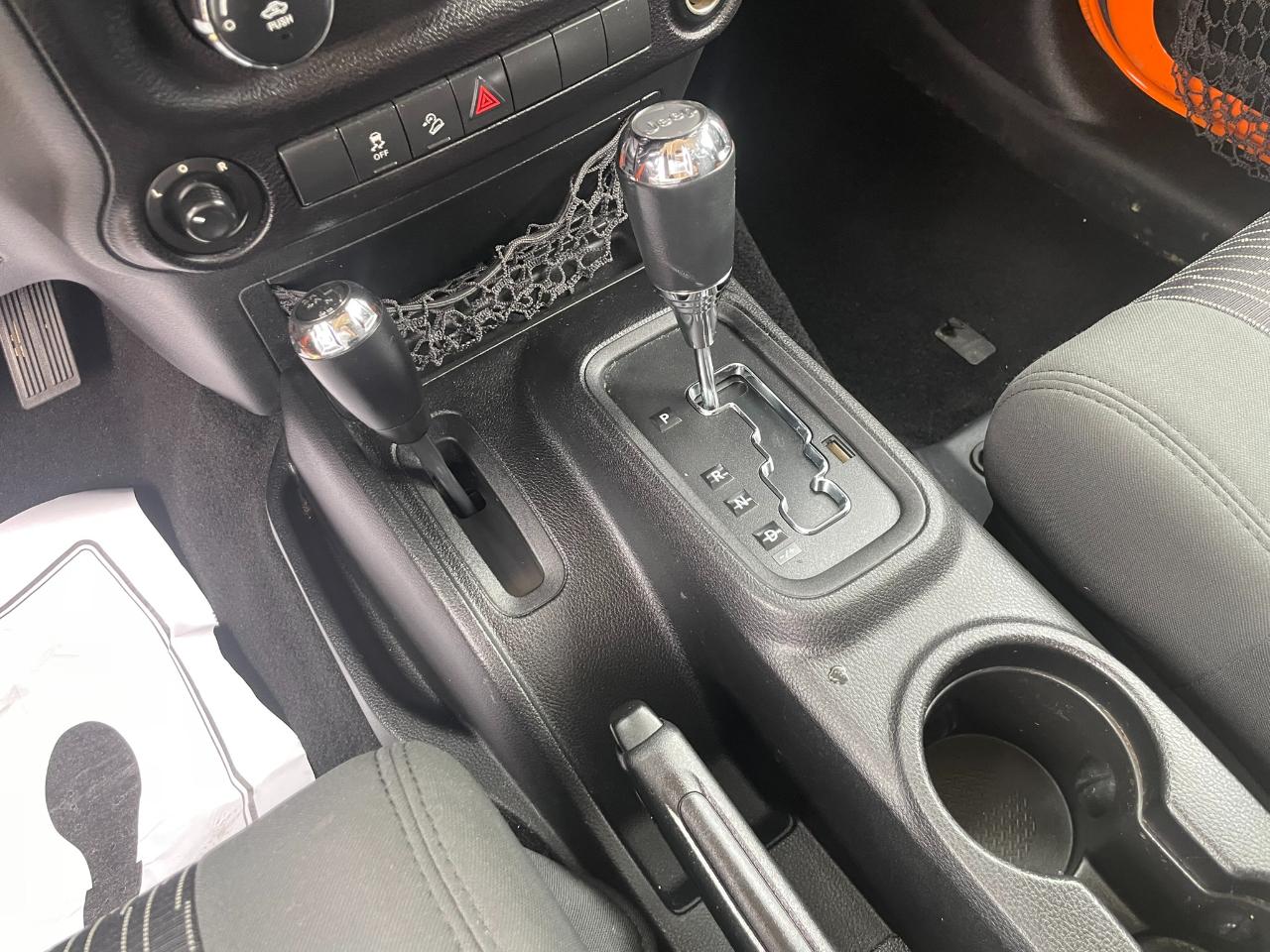 Jeep Wrangler Unlimited Sport 4WD 2012