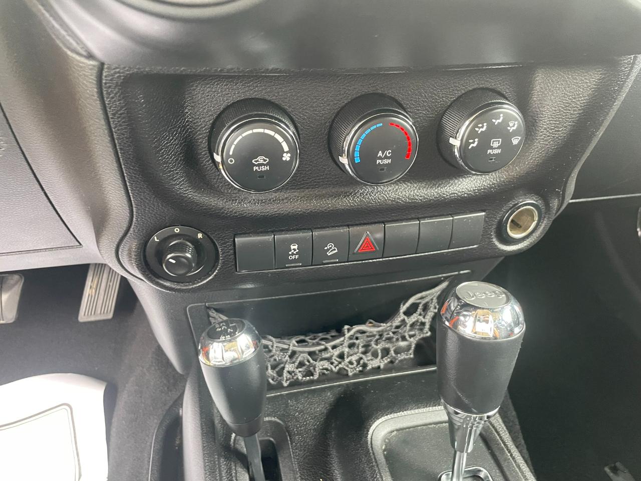 Jeep Wrangler Unlimited Sport 4WD 2012