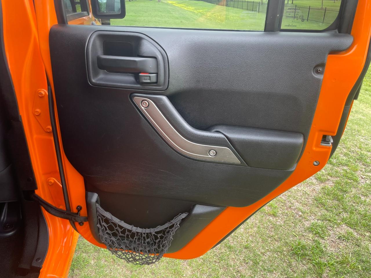 Jeep Wrangler Unlimited Sport 4WD 2012