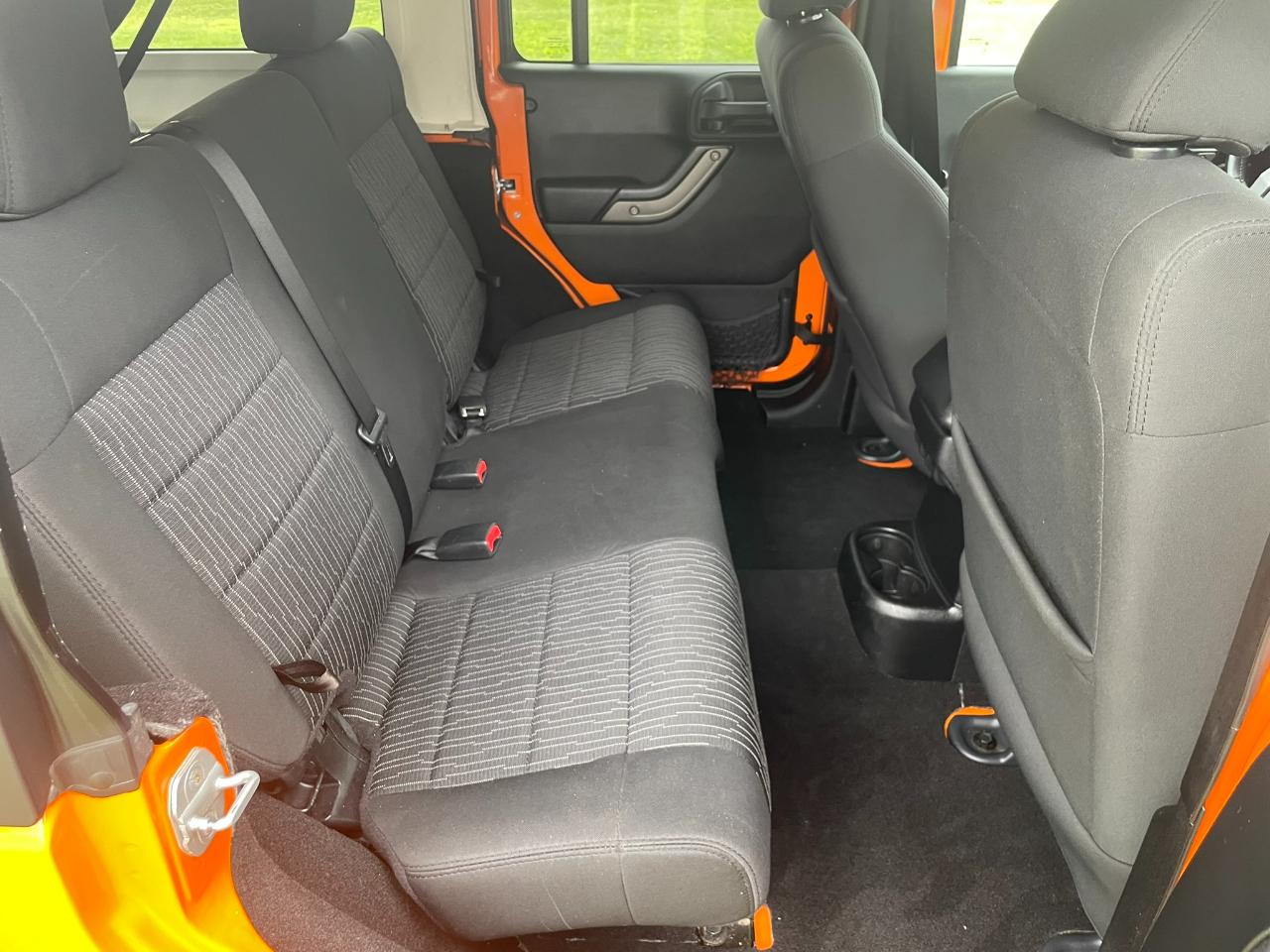 Jeep Wrangler Unlimited Sport 4WD 2012