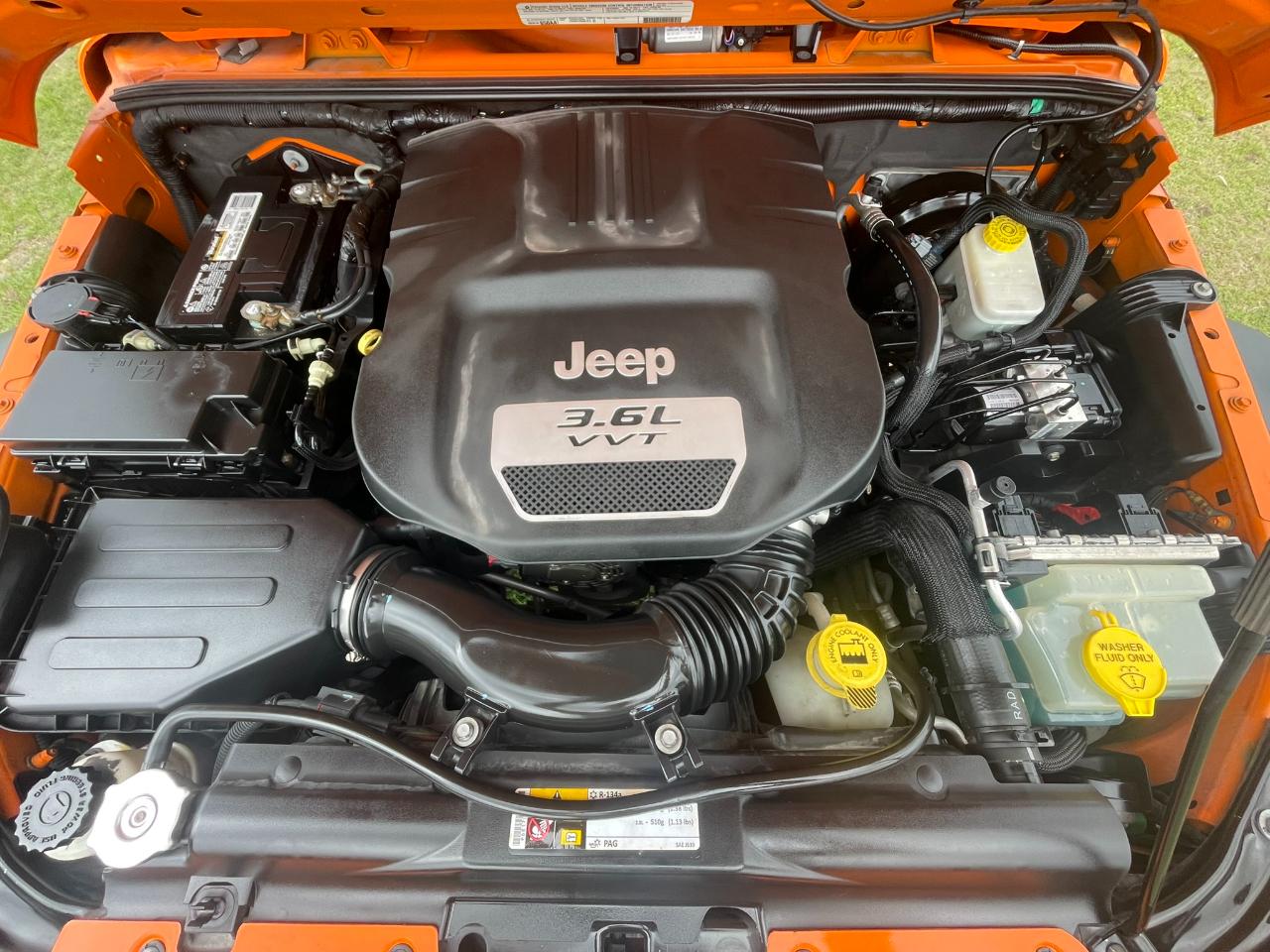 Jeep Wrangler Unlimited Sport 4WD 2012