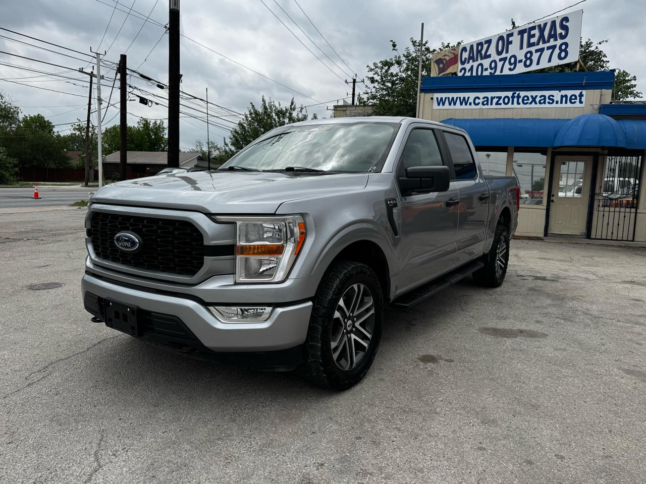 Ford F-150 STX 4WD SuperCrew 5.5' Box 2022