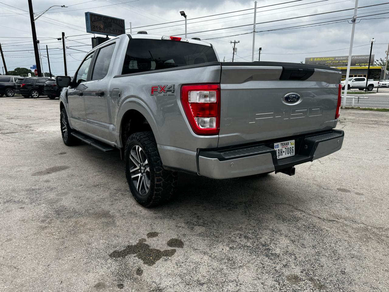 Ford F-150 STX 4WD SuperCrew 5.5' Box 2022
