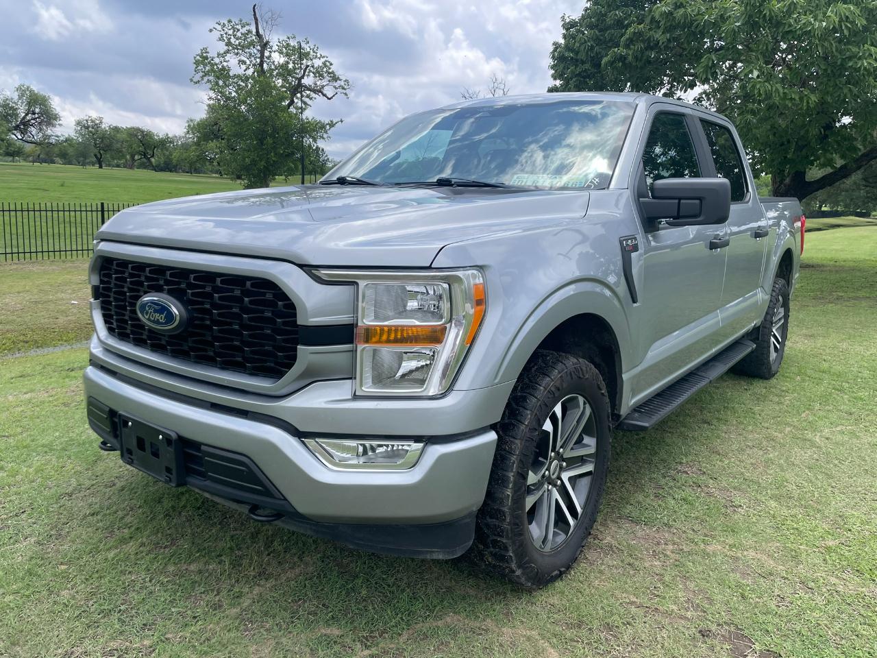 2022 Ford F-150 STX 4WD SuperCrew 5.5' Box