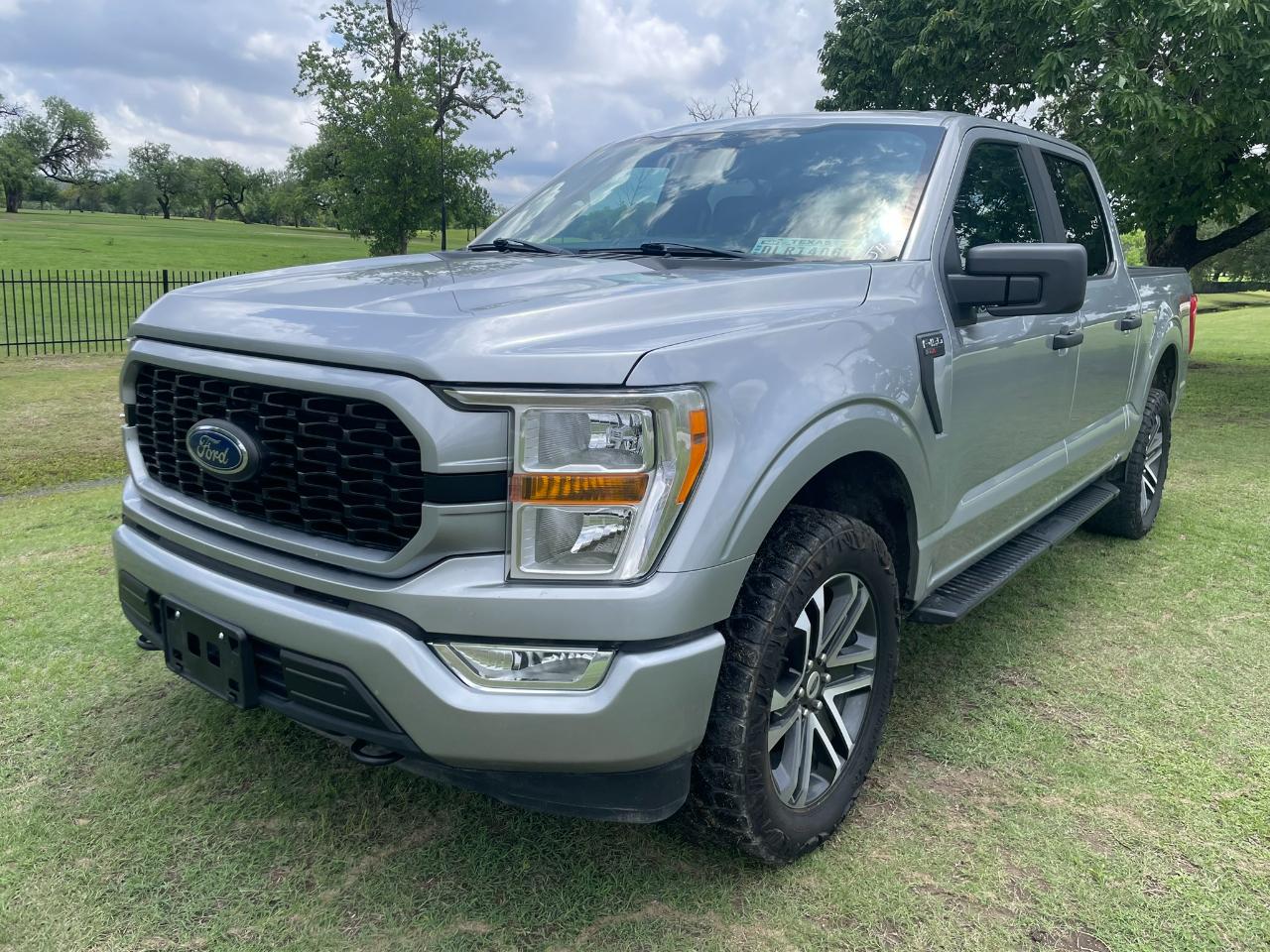 Ford F-150 STX 4WD SuperCrew 5.5' Box 2022