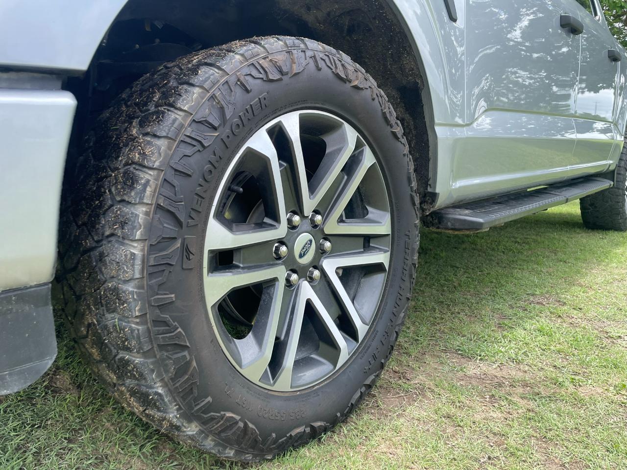 Ford F-150 STX 4WD SuperCrew 5.5' Box 2022