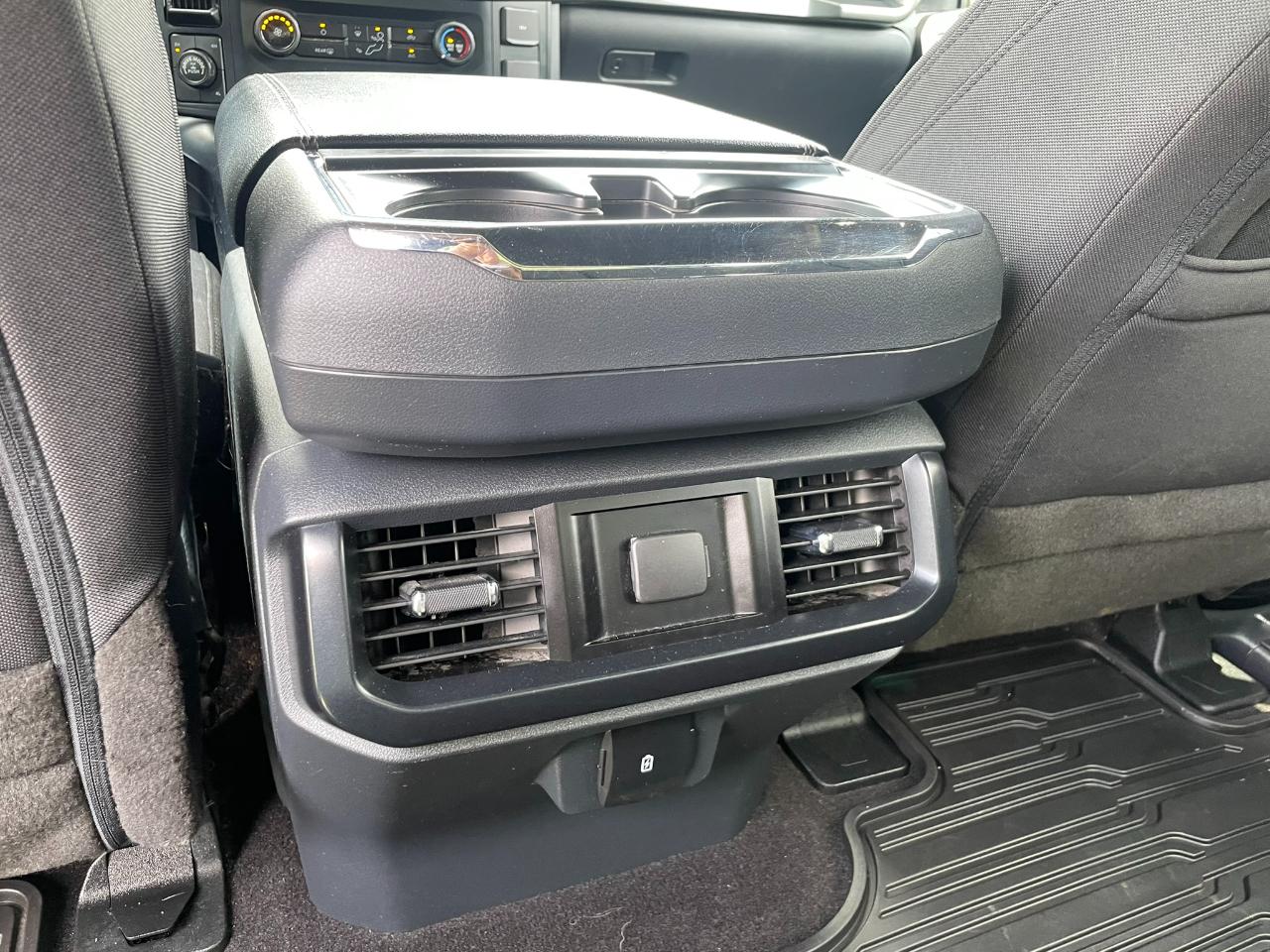 Ford F-150 STX 4WD SuperCrew 5.5' Box 2022