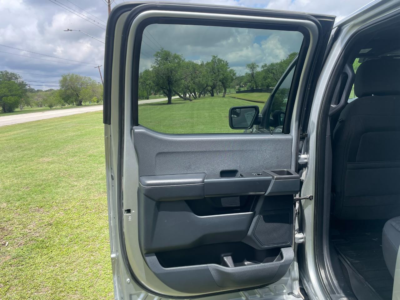 Ford F-150 STX 4WD SuperCrew 5.5' Box 2022