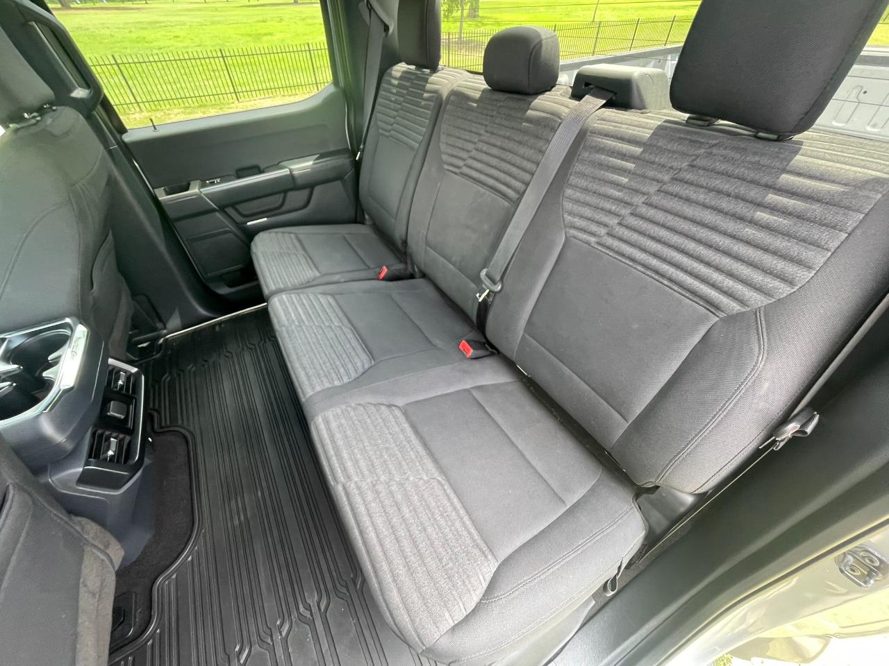 Ford F-150 STX 4WD SuperCrew 5.5' Box 2022