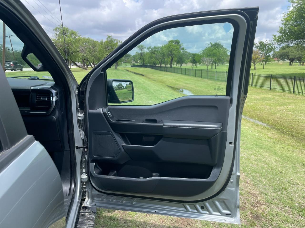 Ford F-150 STX 4WD SuperCrew 5.5' Box 2022