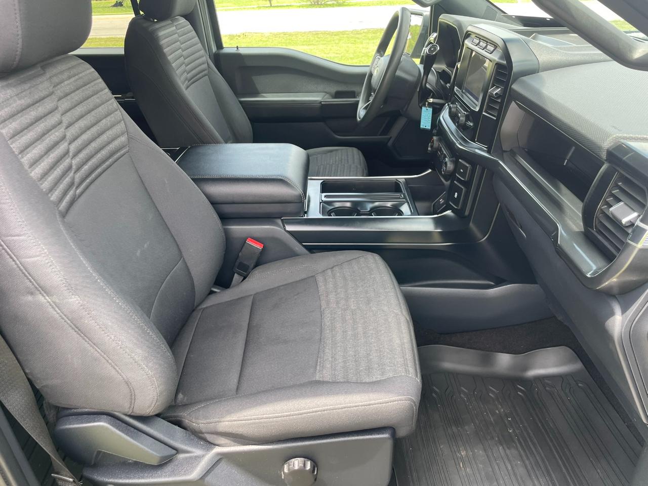 Ford F-150 STX 4WD SuperCrew 5.5' Box 2022