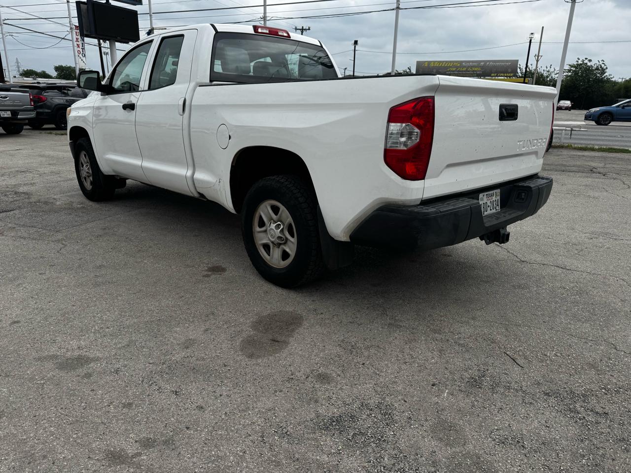 Toyota Tundra  2015