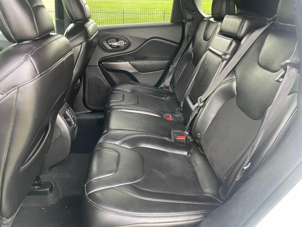 Jeep Cherokee Latitude Plus FWD 2019