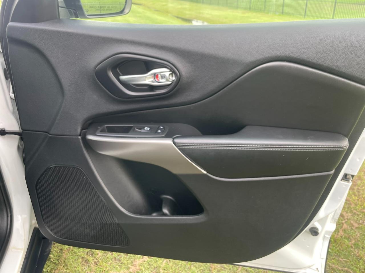 Jeep Cherokee Latitude Plus FWD 2019