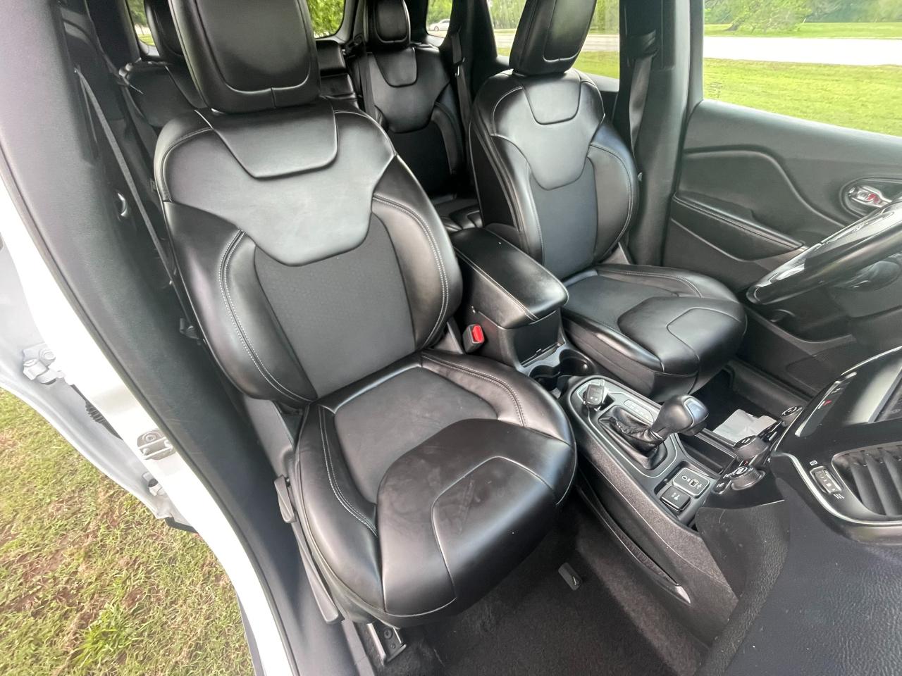 Jeep Cherokee Latitude Plus FWD 2019