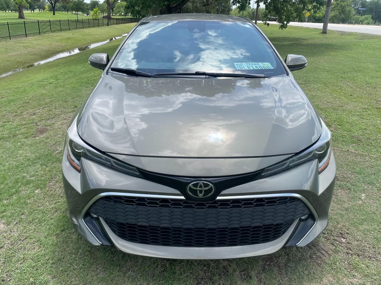 Toyota Corolla XLE CVT 2019