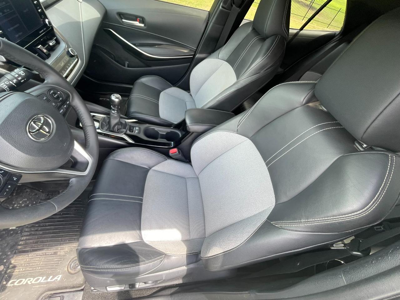 Toyota Corolla XLE CVT 2019