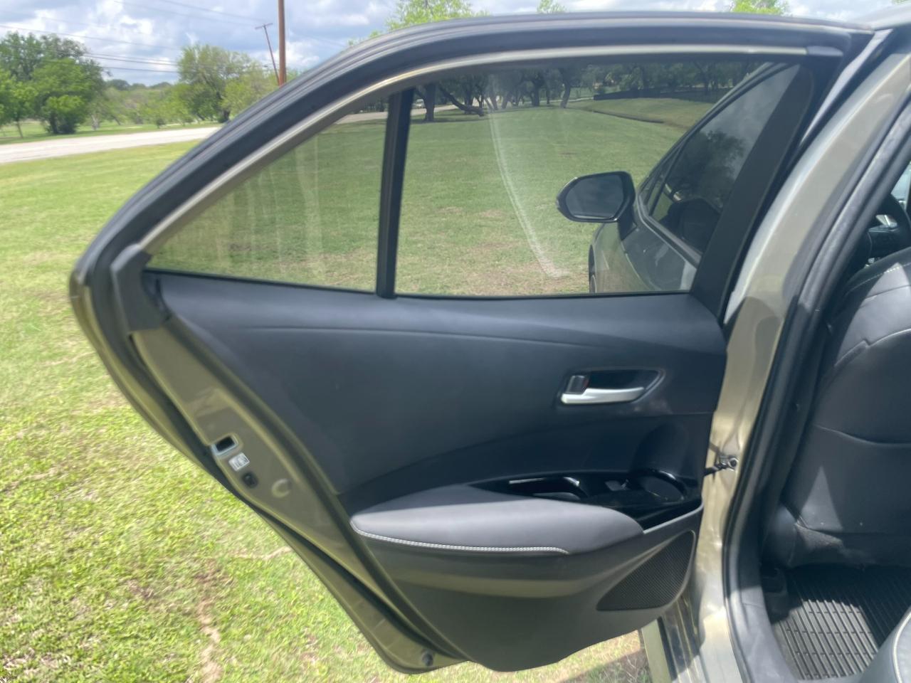 Toyota Corolla XLE CVT 2019