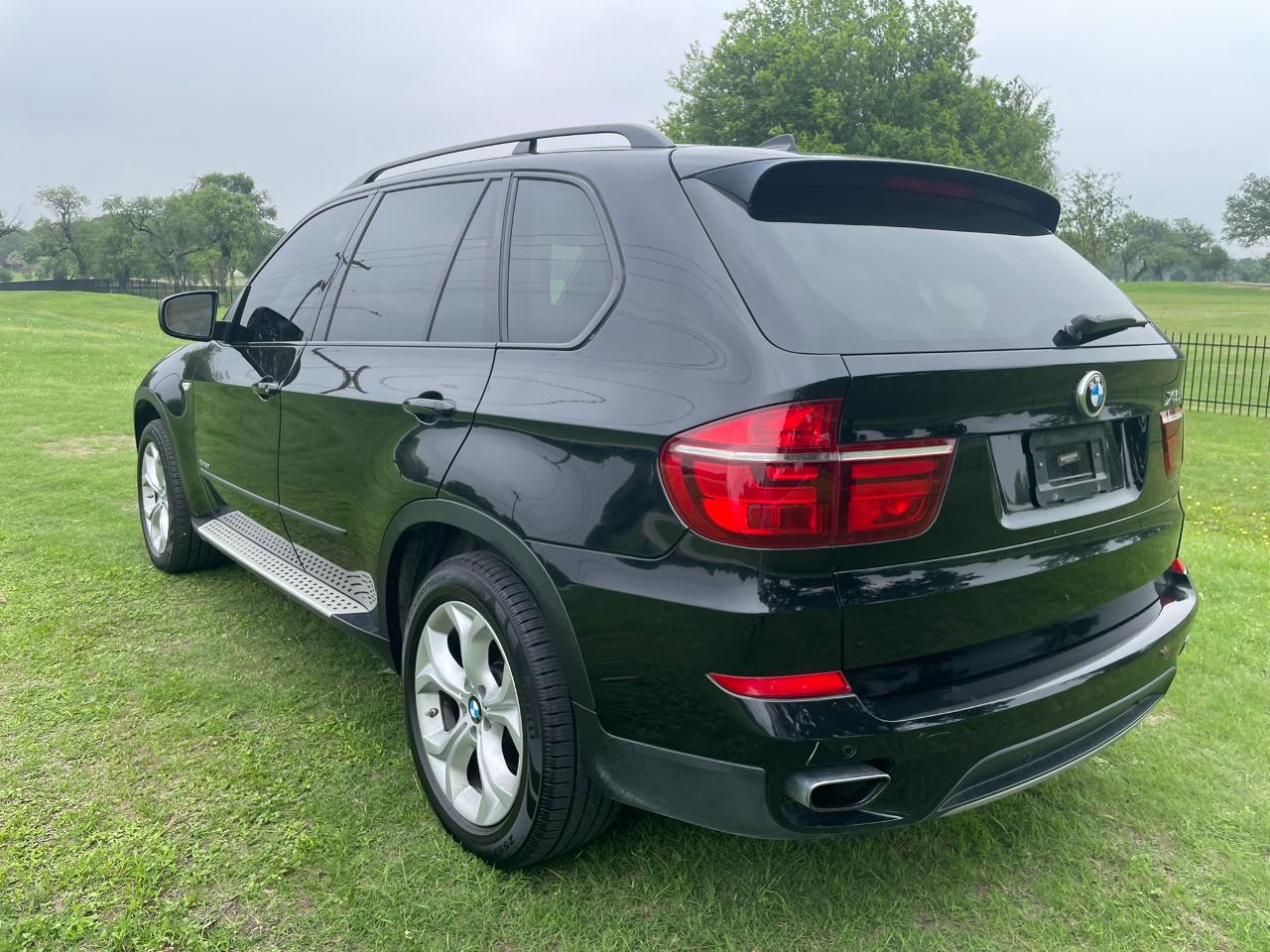 2013 BMW X5 xDrive50i's photo