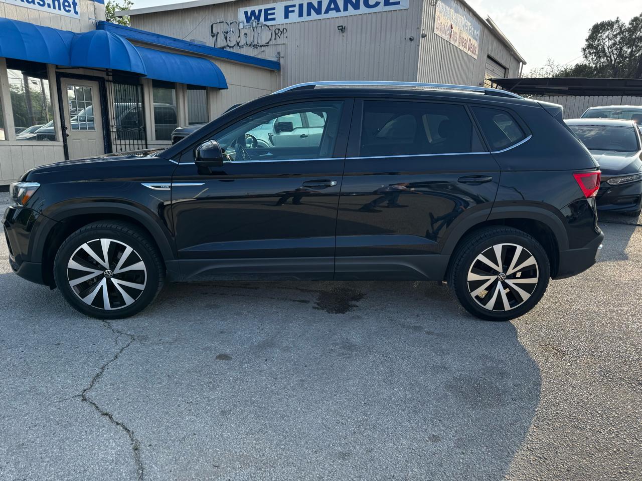 Volkswagen Taos SE 2022