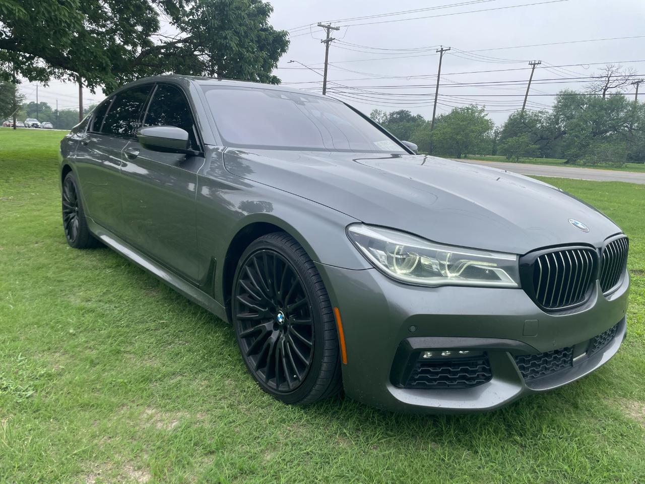 BMW 7-Series 750i xDrive 2018