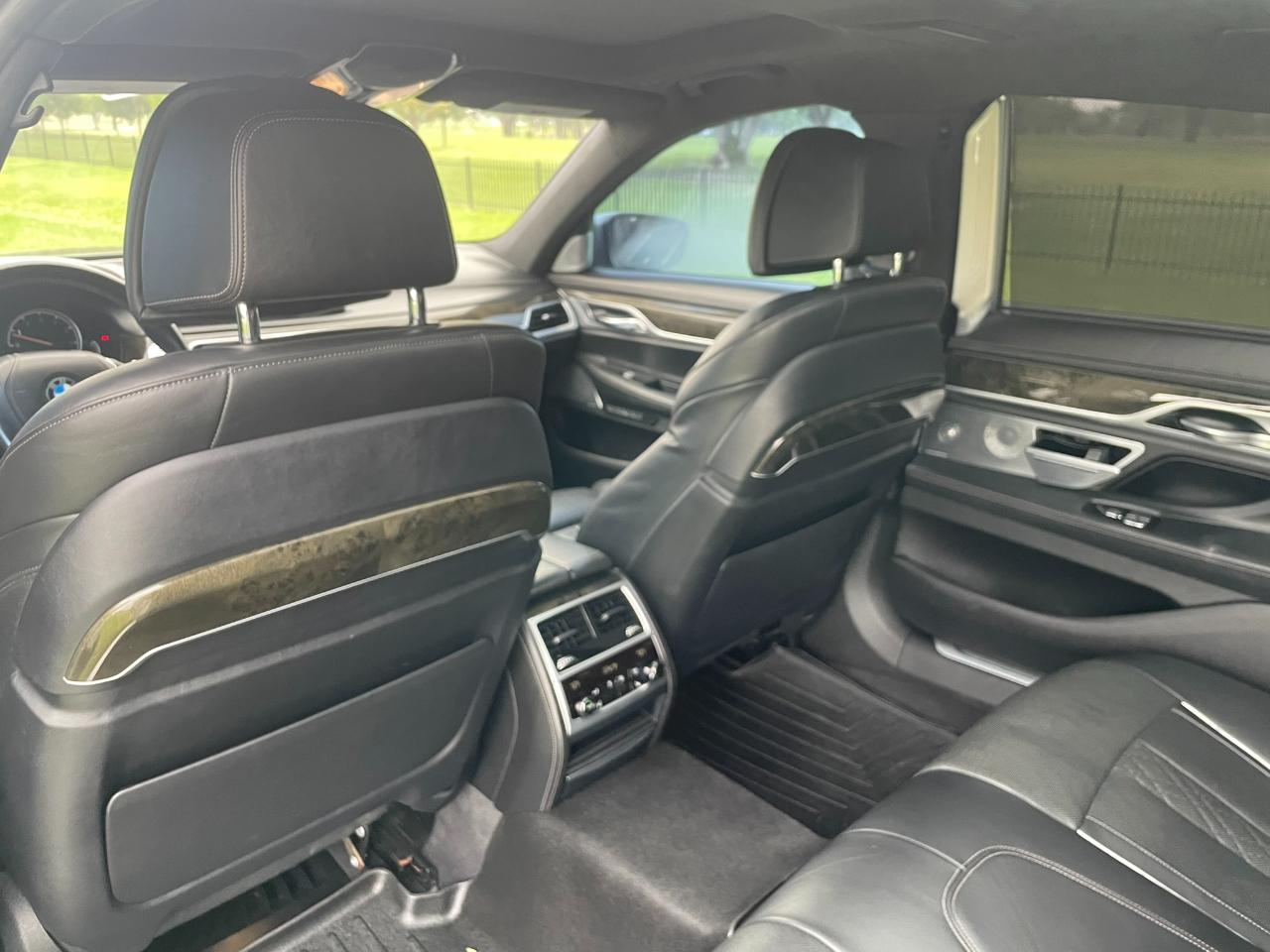 BMW 7-Series 750i xDrive 2018