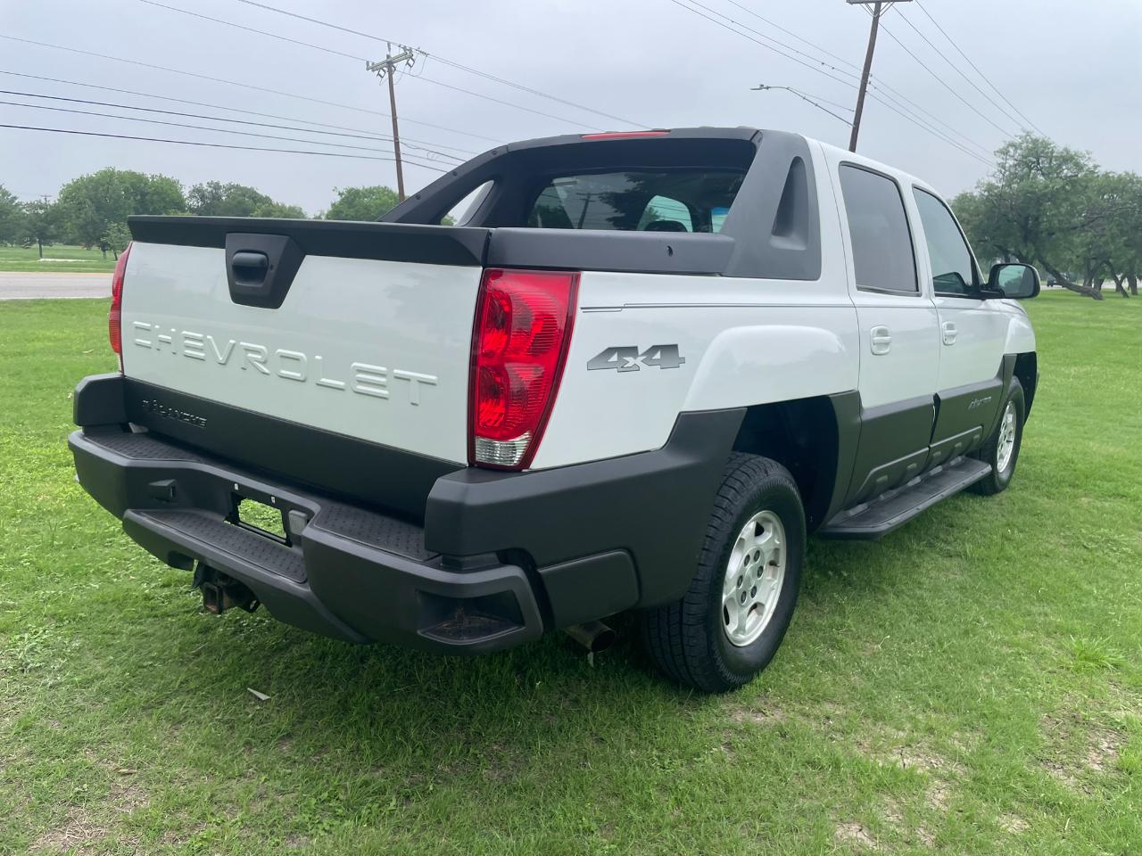 Chevrolet Avalanche 1500 4WD 2003