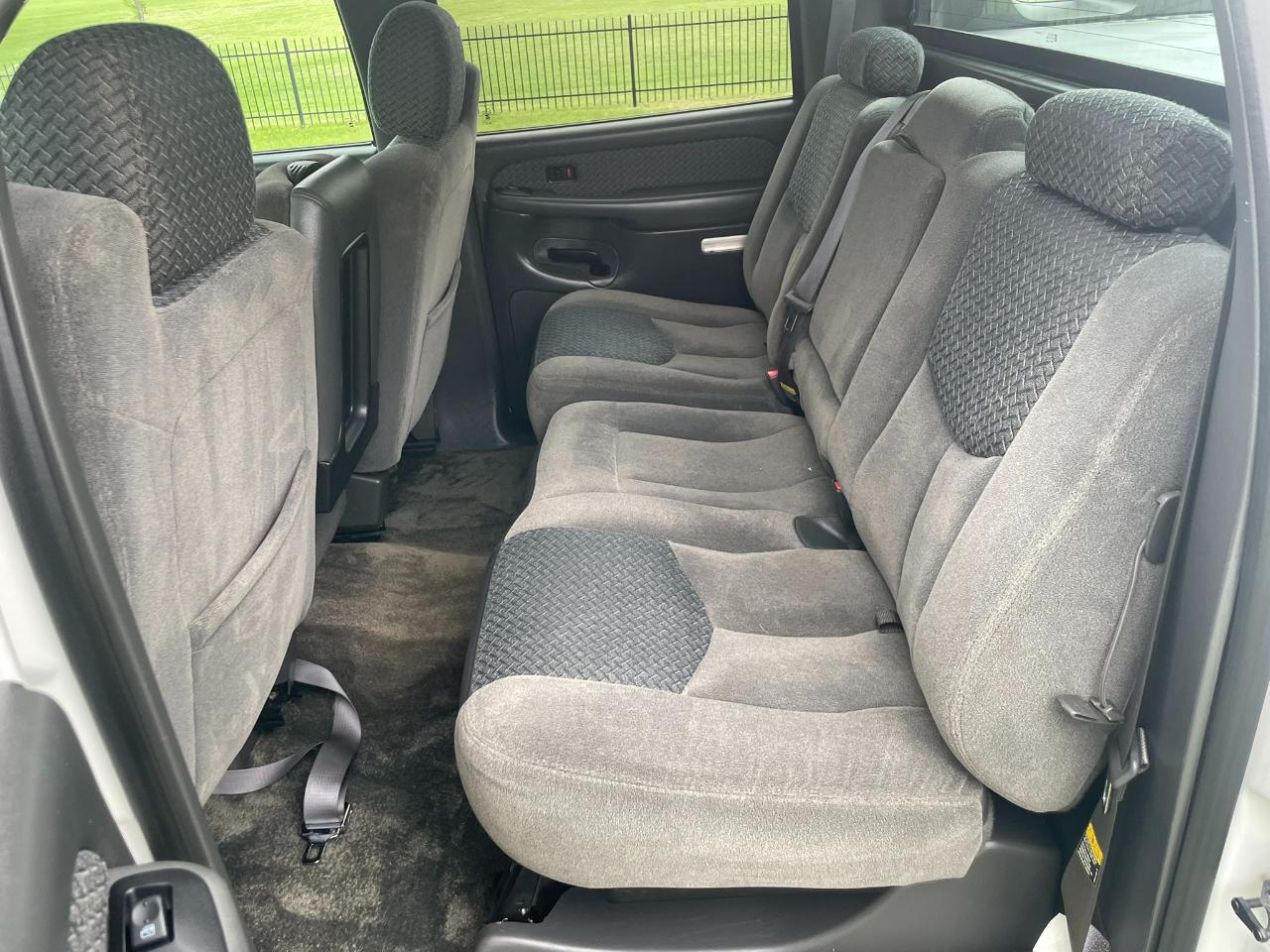 Chevrolet Avalanche 1500 4WD 2003