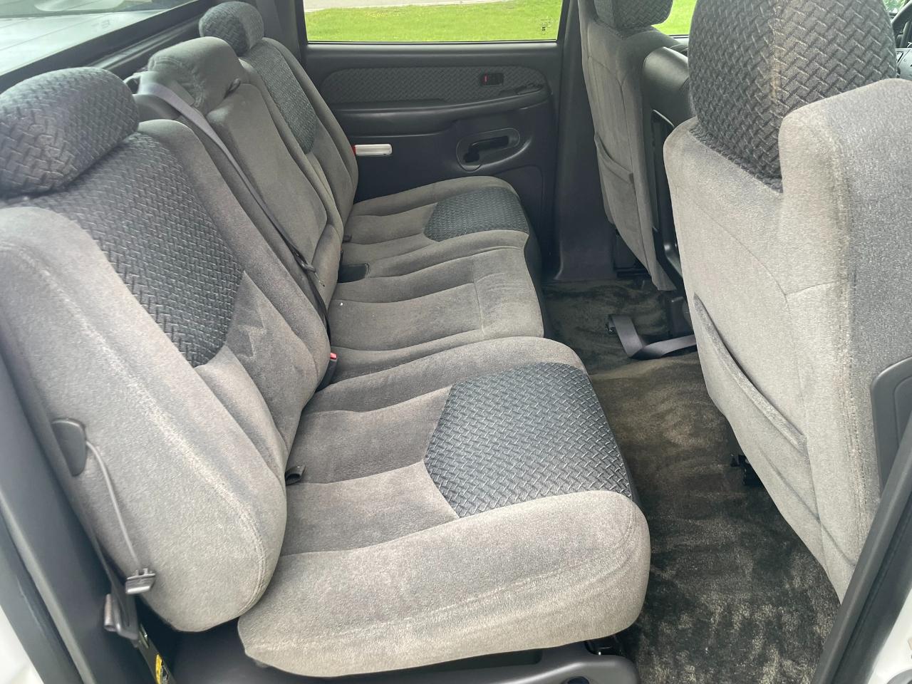 Chevrolet Avalanche 1500 4WD 2003