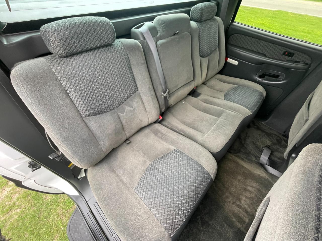 Chevrolet Avalanche 1500 4WD 2003