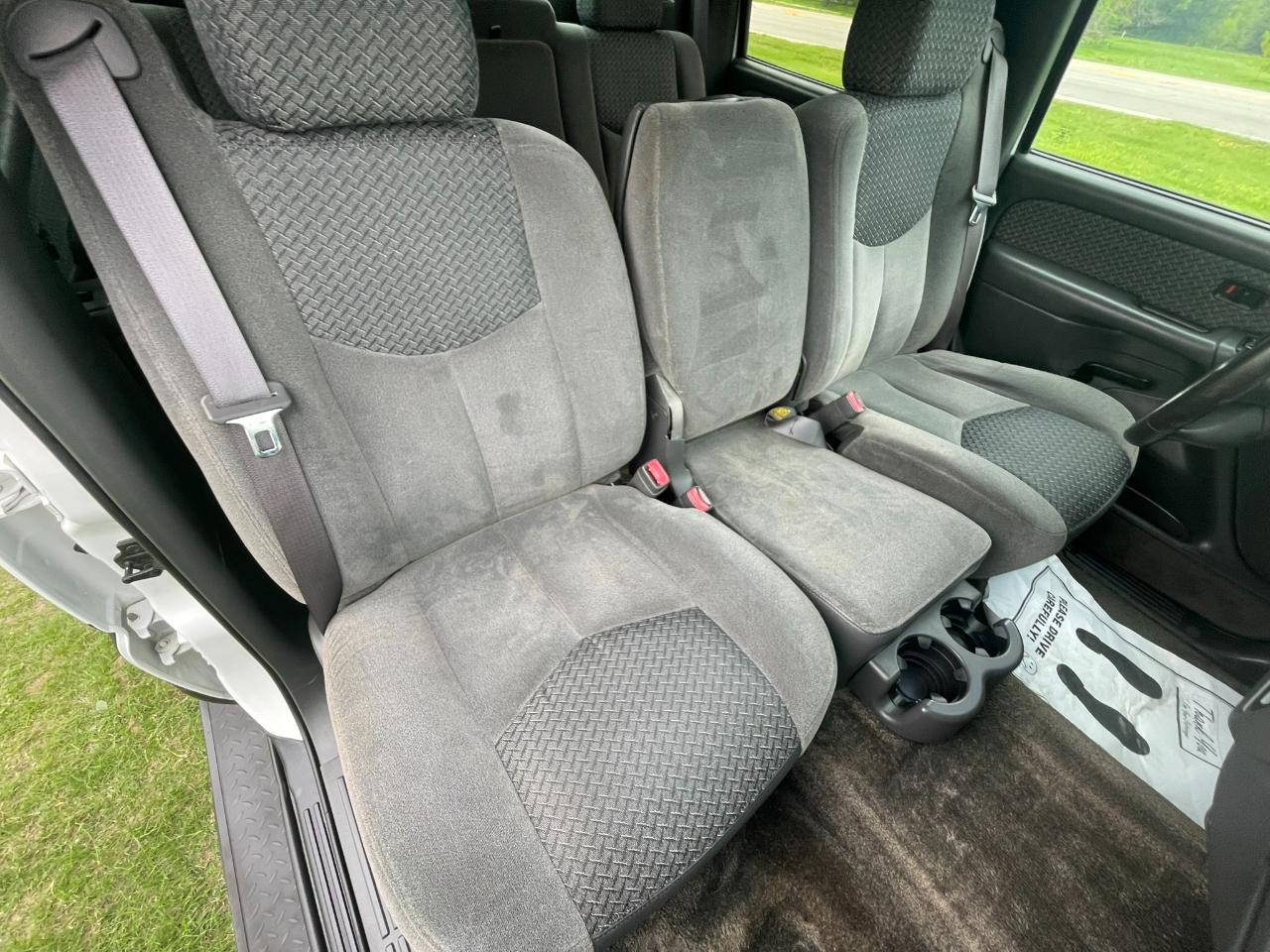 Chevrolet Avalanche 1500 4WD 2003