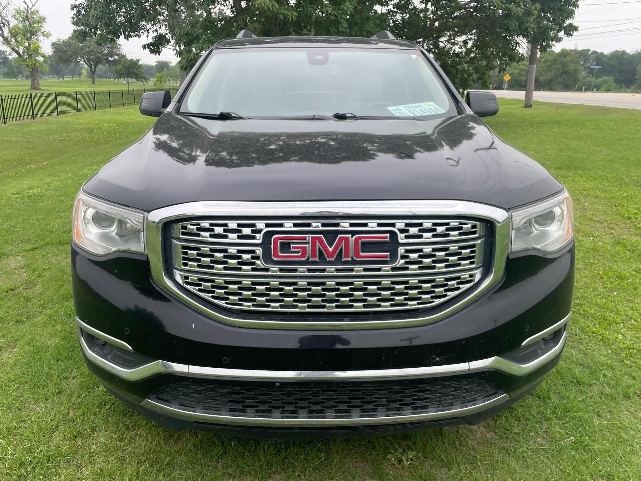 GMC Acadia Denali 2017