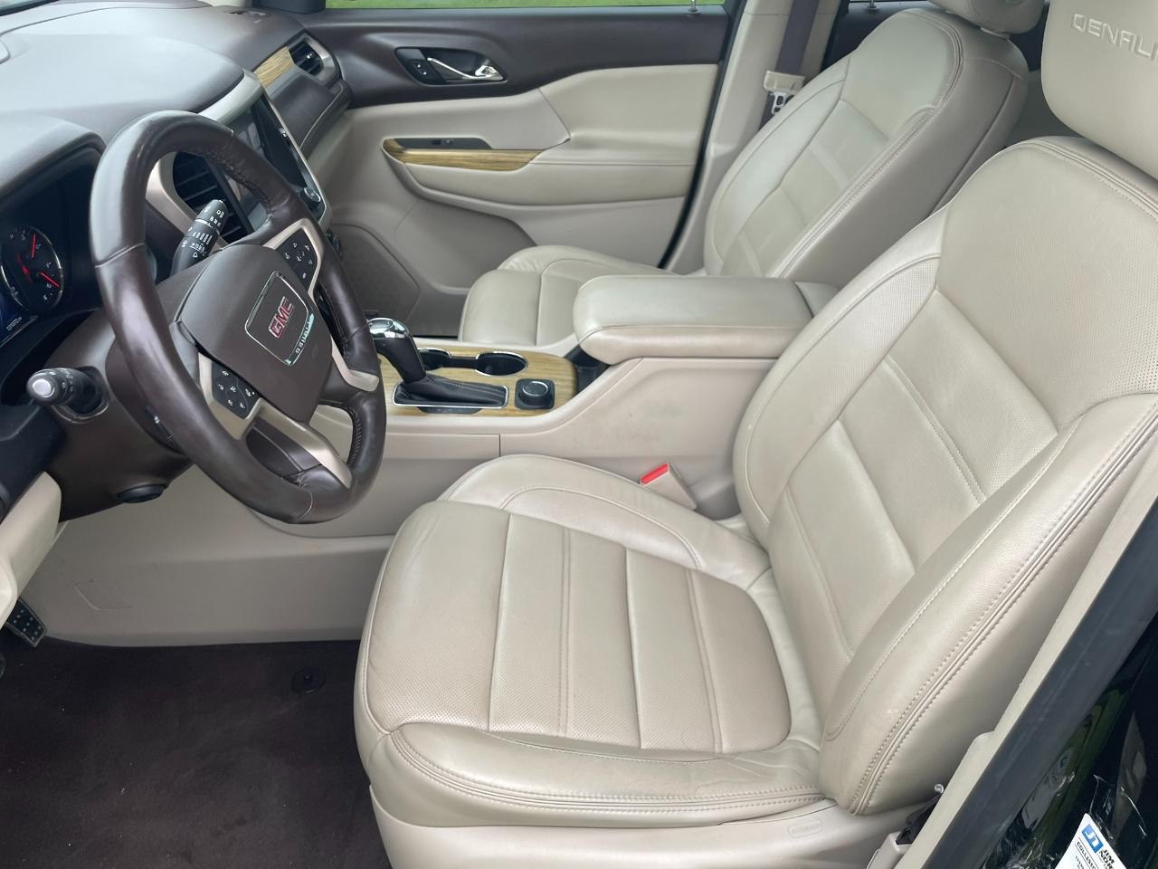 GMC Acadia Denali 2017