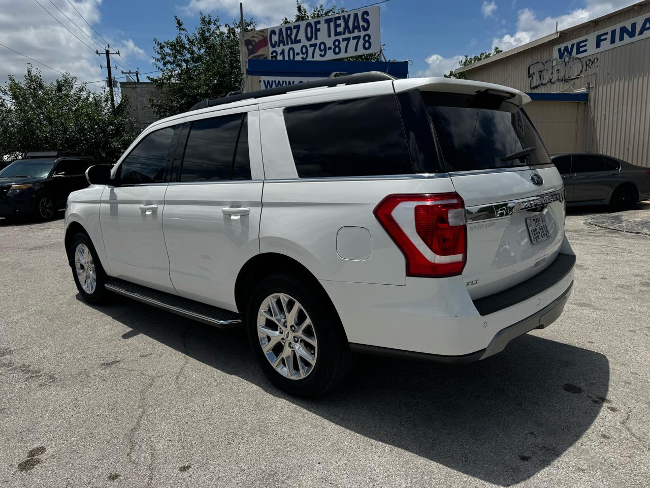 Ford Expedition XLT 2021