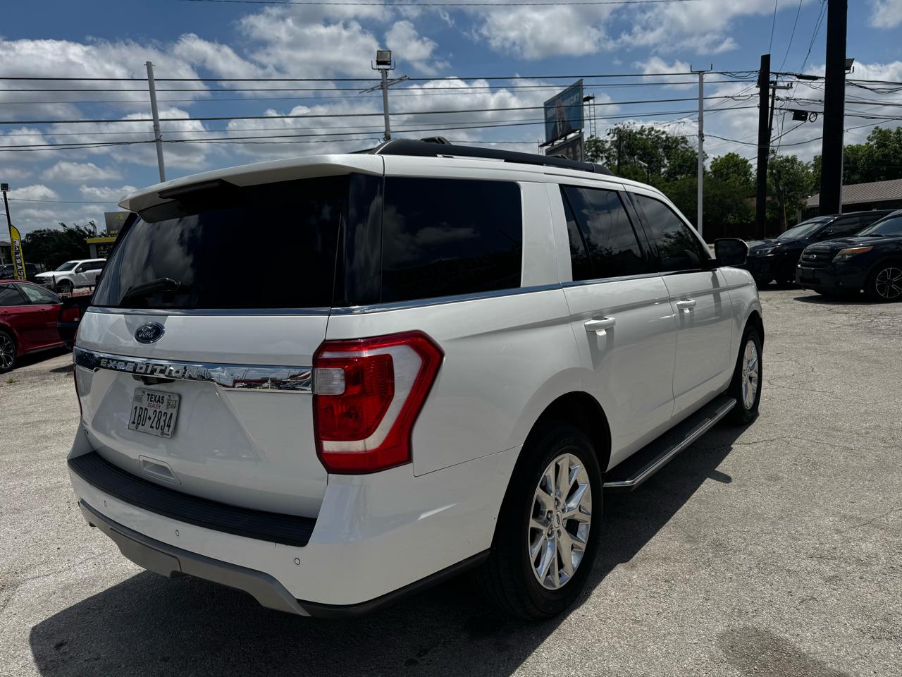 Ford Expedition XLT 2021
