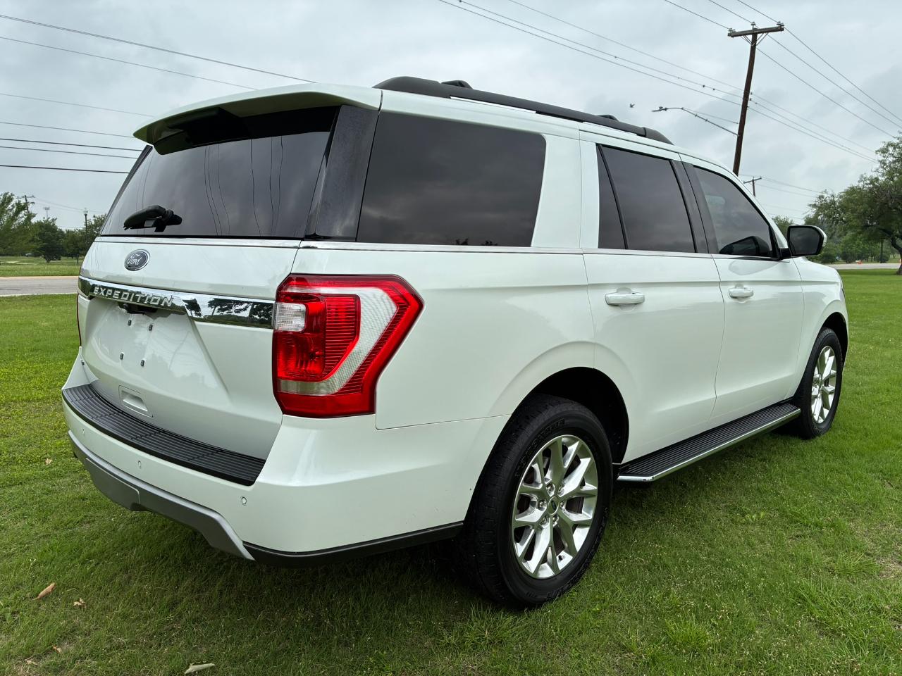 Ford Expedition XLT 2021