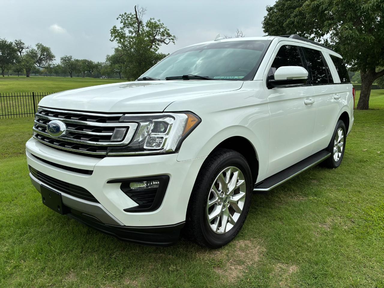 Ford Expedition XLT 2021