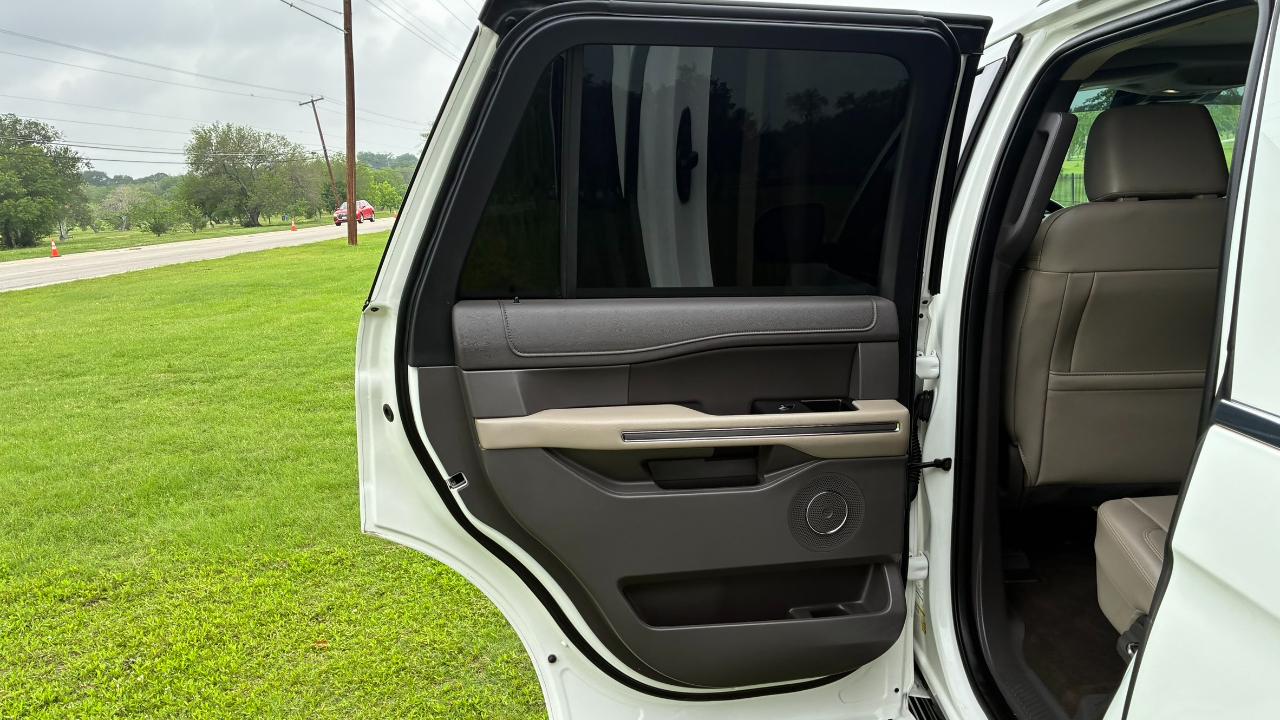 Ford Expedition XLT 2021