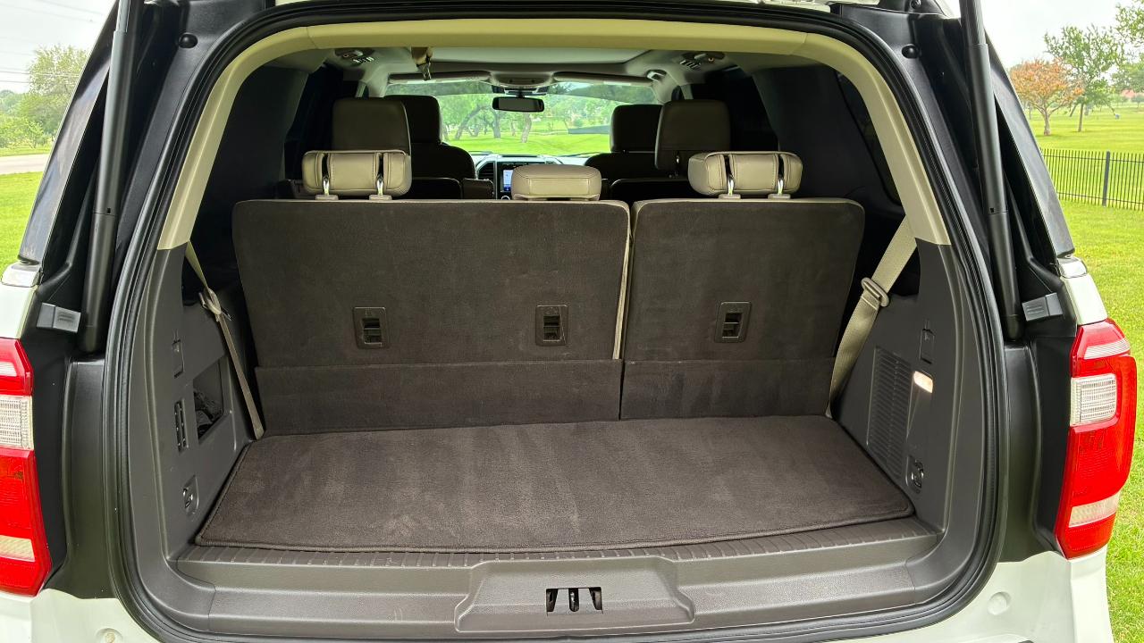 Ford Expedition XLT 2021