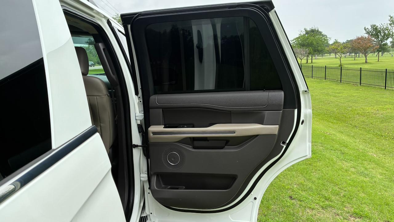 Ford Expedition XLT 2021